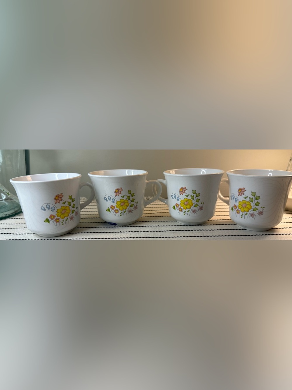 Corningware Spring Meadow Pattern Set of 4 Mugs